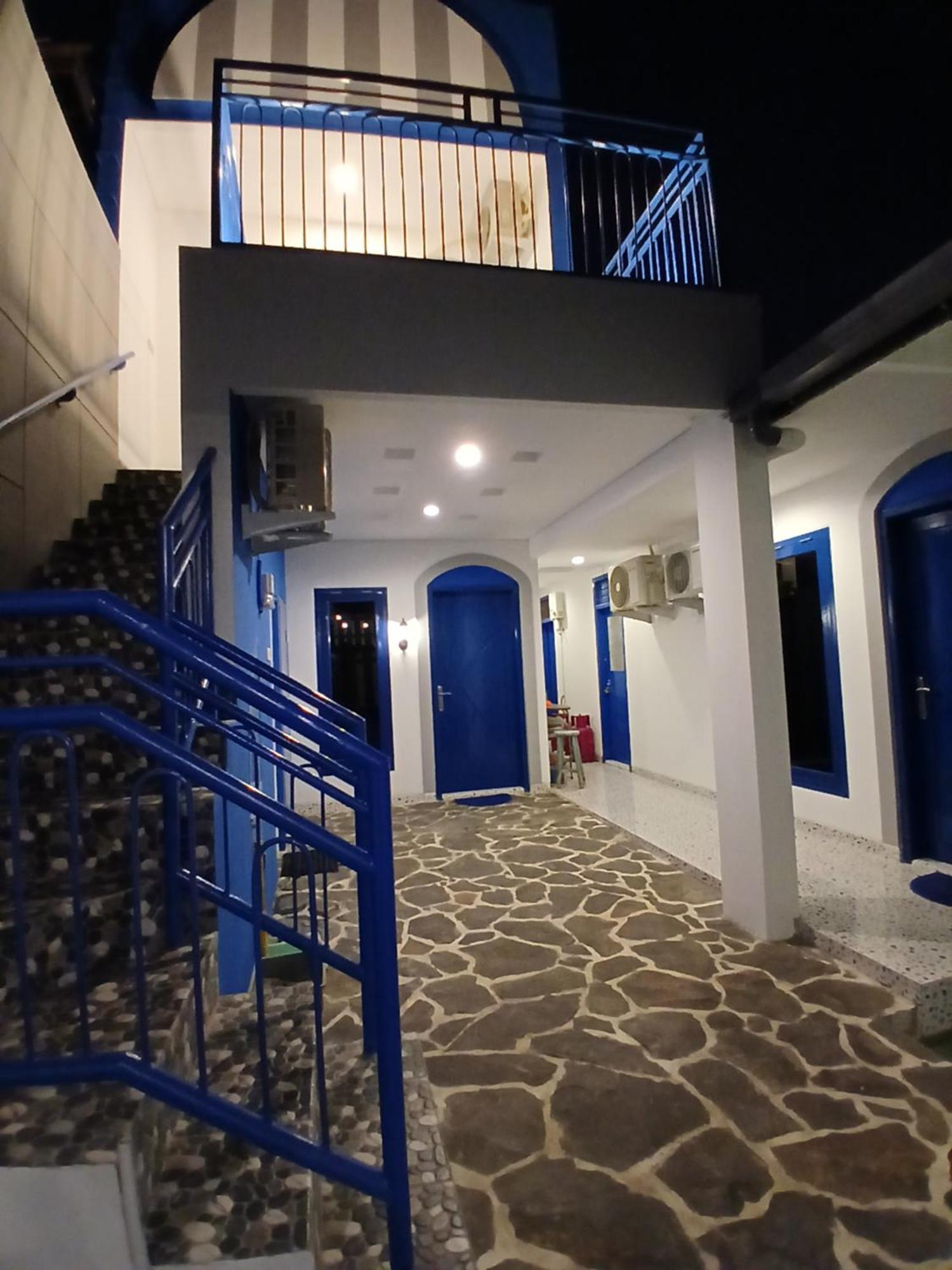 Moshi Moshi Hostel Probolinggo Bagian luar foto