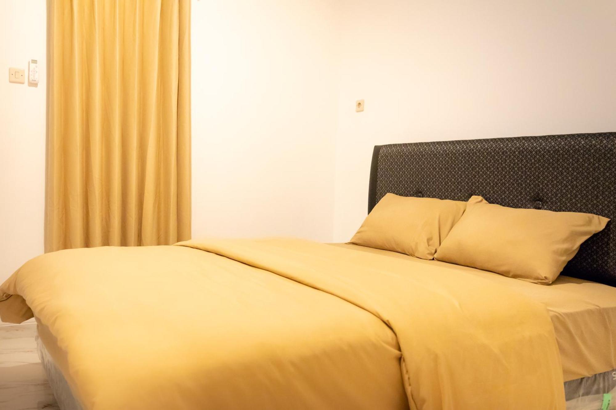 Moshi Moshi Hostel Probolinggo Bagian luar foto